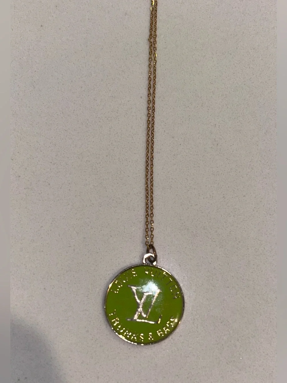Louis Vuitton Green Enamel LV Disc Pendant Necklace in Gold-Tone